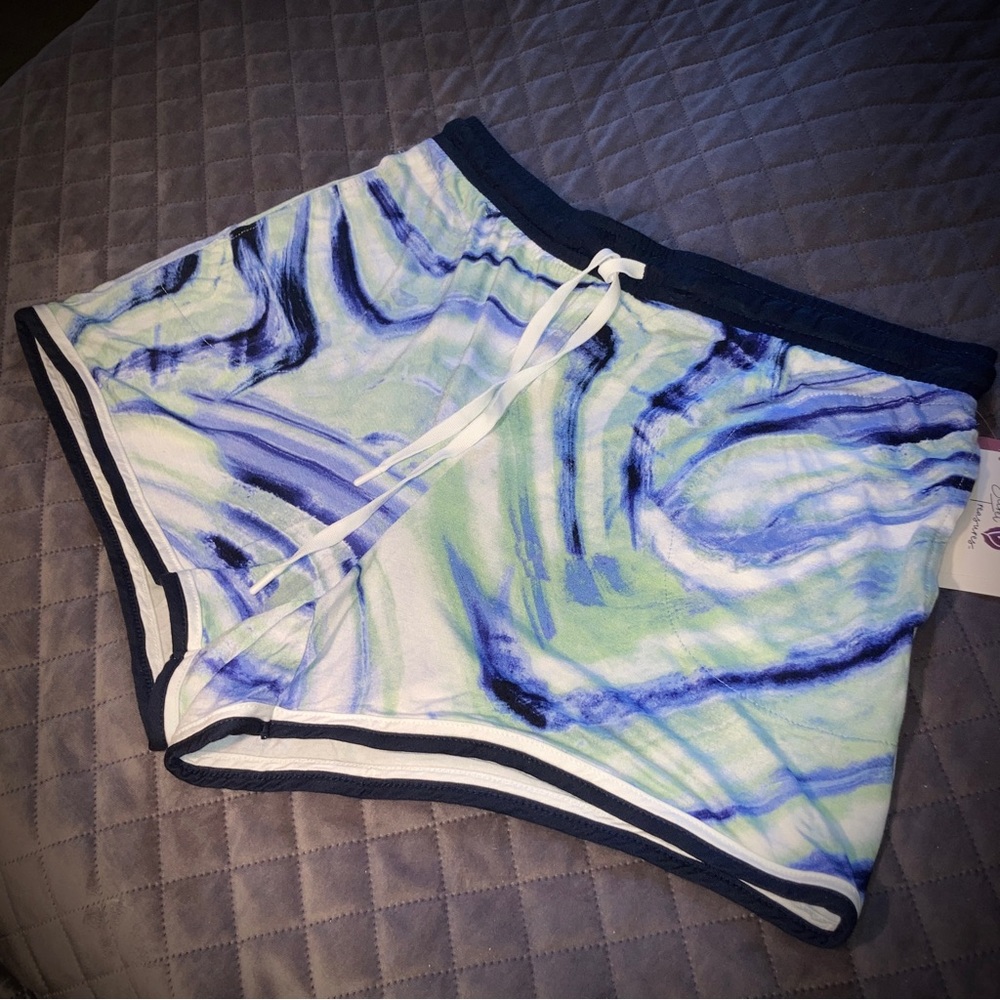 🩷2/$10  Women’s Tie Dye Style Shorts Sz. L